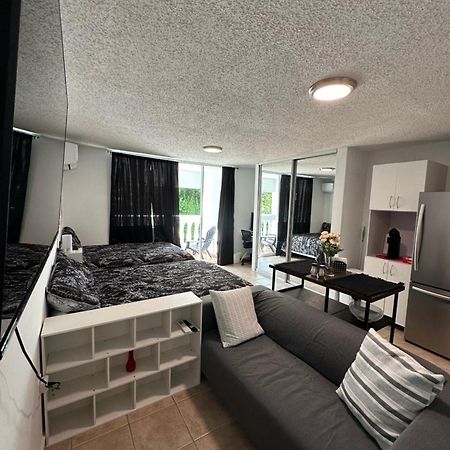 Beachfront Studio Apt W/ Full Kitchen & Pool Isabela Eksteriør bilde