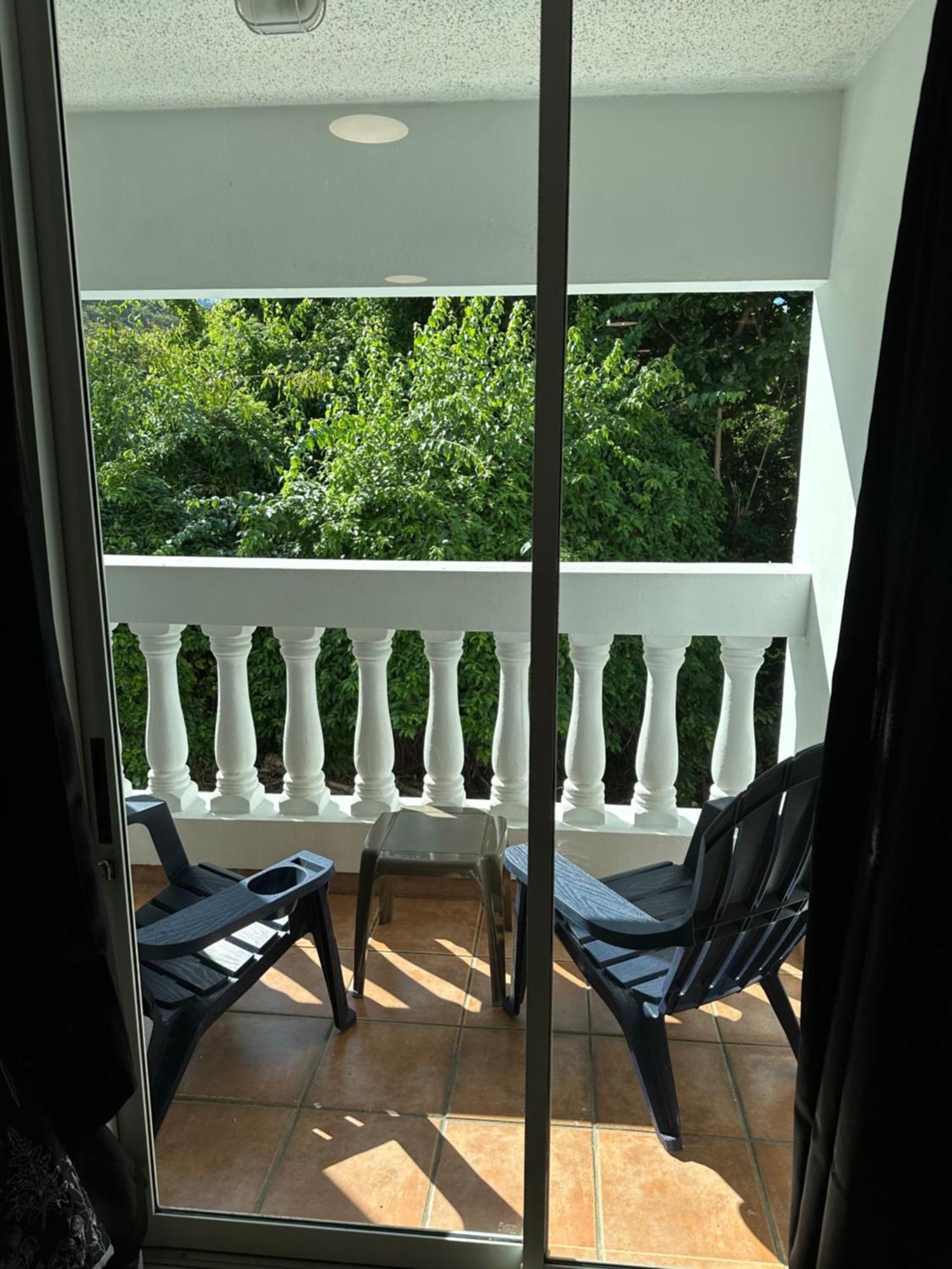 Beachfront Studio Apt W/ Full Kitchen & Pool Isabela Eksteriør bilde